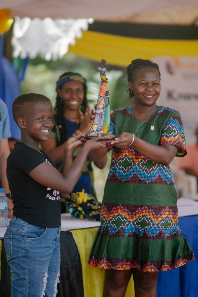 Ruth Nuleja and her daughter Blessing with the Child-Help Award